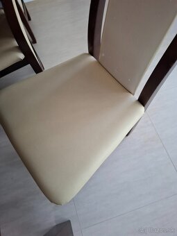 Stôl z dreva so stoličkami 6 kusov - 4