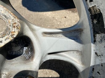 Original disky Porsche 996 7x17 ET55 + 9x17 ET55 - 4