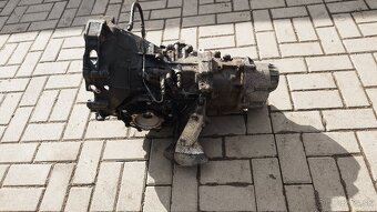 Rozpredám Superb 1 2.5tdi 120/114kw - 4