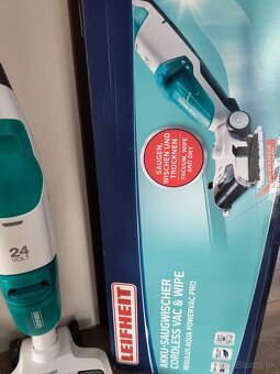 LEIFHEIT Akumulátorový sací mop Regulus Aqua PowerVac - 4