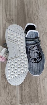 Adidas HU NMD MOON MAN  9,5 - 4