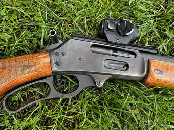 Opakovacia guľovnica Marlin 336W v ráži 30-30win - 4