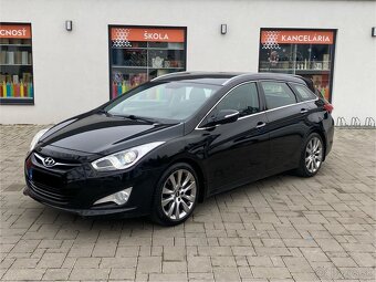 Predám Hyundai i40 SPORT CW(KOMBI) 1.7 CRDi R.V 2013 Kup SR - 4
