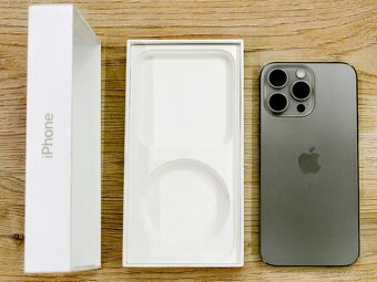 Apple iPhone 15 Pro 256GB Natural Titanium - 4