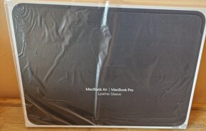Apple Leather Sleeve MTEH2ZM/A _ pre MacBook Air / Pro 13" - 4