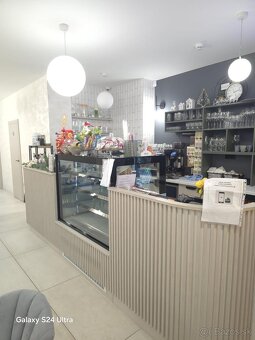 Cukráreň-Kaviareň - 4