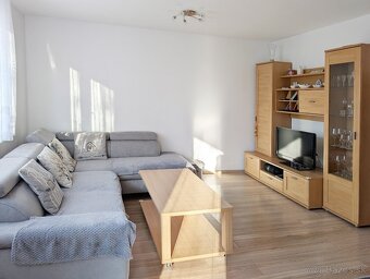 Predám 3-izbový slnečný byt Košúty 2 - 4