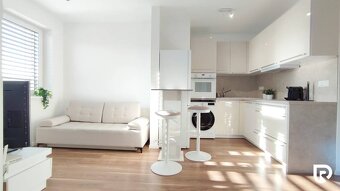 RentHub | Garsónka 31m2 + parking, Vinohrady | Trenčín - 4