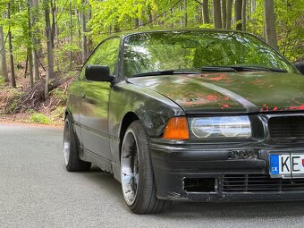 BMW e36 320i coupe - 4