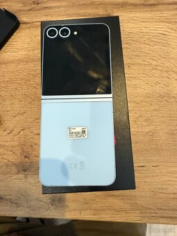 Samsung Z flip 6 /256 gb - 4