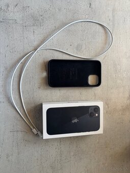 iPhone 13 - 4