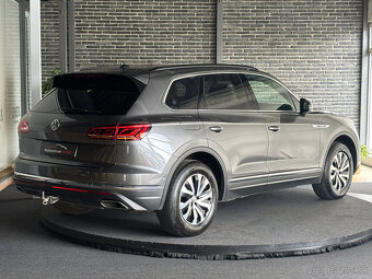 Volkswagen Touareg 3.0 V6 TDI SCR 286k 4Motion Tiptronic - 4