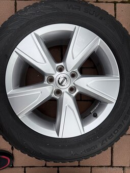 disky Volvo XC40 R17 + zimne pneu Nokian - 4