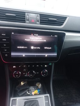 Predám Škoda Superb 3 combi obsah 1,6desel ročník 2020 DSG - 4