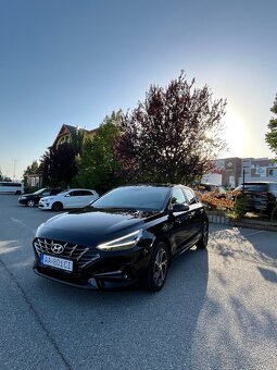 Predam Hyundai i30 play ,1.5 Mpi , 81kw, 6/2023 - 4