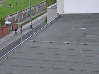 Izolater Plochej Strechy - Lepenka /Ipa - Švajčiarsko - 4