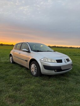 Renault Mégane 1.4 16V - 4