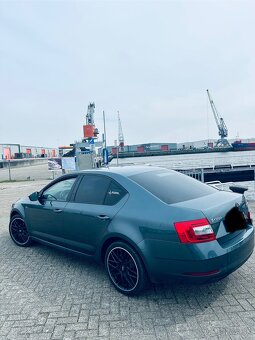 Octavia 2.0 tdi - 4
