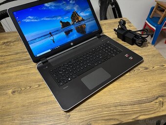 17.3"/HP Notebook/8GB RAM DDR3/1TB SSHD/2x Grafická karta 2 - 4