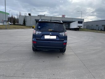 Mitsubishi Outlander 2.0 DI-D 128000 km - 4