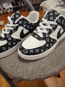 Predam nove repliky nike - 4