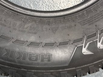 zimné pneu NOKIAN NAKKAPELIITTA LT2 245/75 R16 - 4