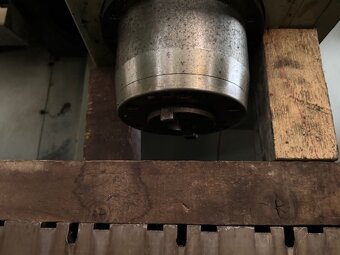 Obráběcí centrum Hardinge Bridgeport GX-1000 - 4