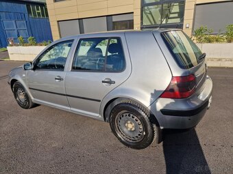 Volkswagen Golf 4 - 4