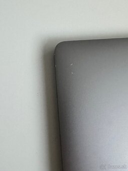 MacBook Pro 2018 - 4