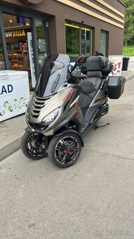 Peugeot metropolis SW 400 - 4