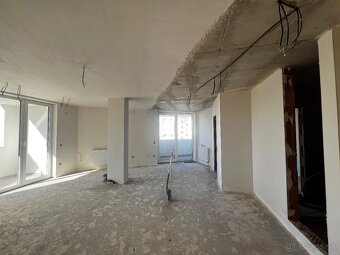 SIMI real - novostavba- 3 izbový byt s lódžiou s každej izby - 4