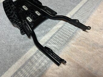 predam zadny nosic SW motech na Yamaha MT 03 660 - 4