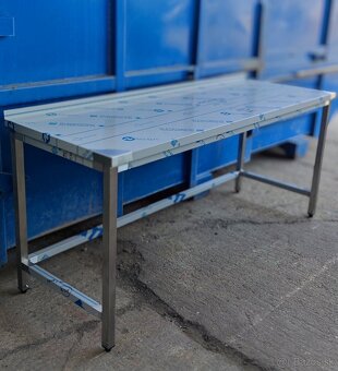 Nerezový pracovný stôl so spodnou policou, gastro nábytok - 4