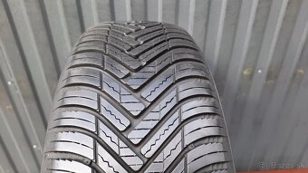HANKOOK Kinergy 4S2 H750 255/40 R19 - pneumatiky - 4