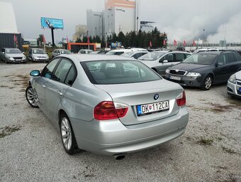 BMW Rad 3 320d A/T - 4