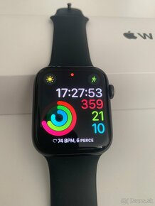 Apple Watch SE 44 mm - 4