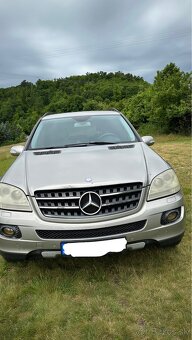 Mercedes - 4
