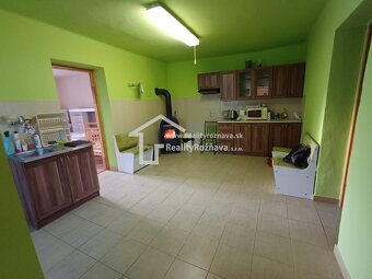 Pekný rodinný dom v obci Dlhá Ves. - 4