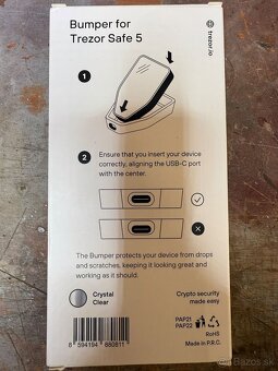 HW peněženka na crypto Trezor Safe 5 nový nerozbalený - 4