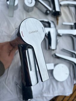 Vodovodné batérie a kúpeľňové komponenty - 4