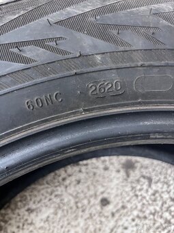 Nokian 225/60 R18 - 4