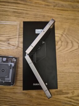 Samsung Z Flip 6 512GB - 4