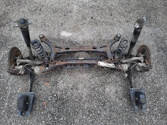 zadná náprava Passat B8 - 4