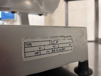 Nerezový krájač mäsa - 4