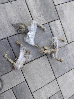 Mosadzné klucky - 4