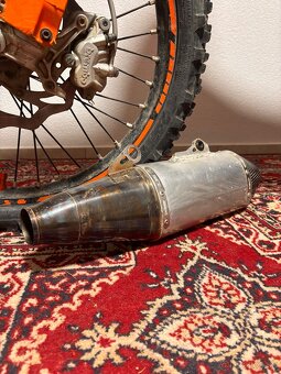 výfuk Yoshimura RS-4 - 4