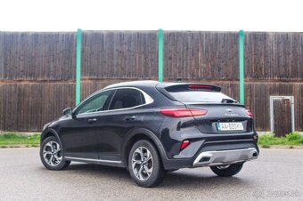 Kia XCeed 1.4 T-GDi Platinum A/T - 4