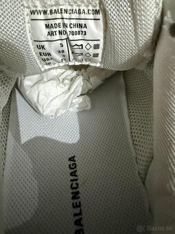 Balenciaga - 4