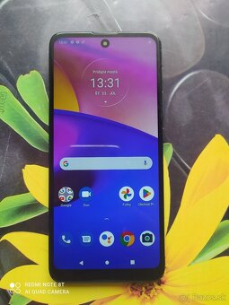 Predám Motorola E40 - 4