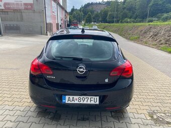Opel Astra j 1.4 - 4